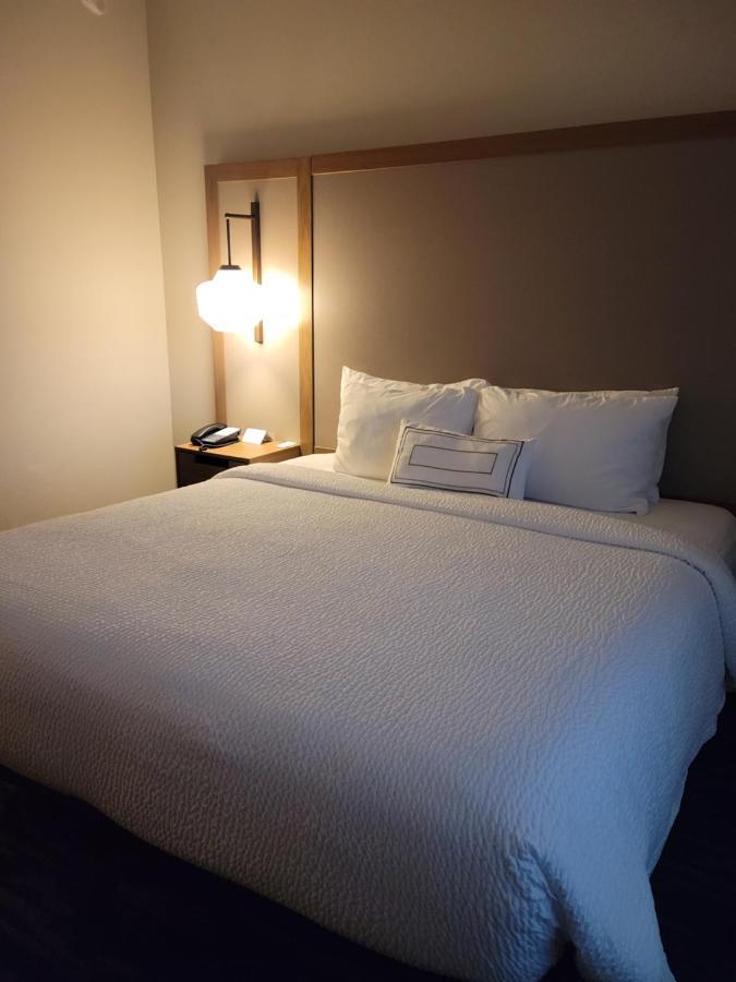 Fairfield Inn & Suites By Marriott Атенс Экстерьер фото