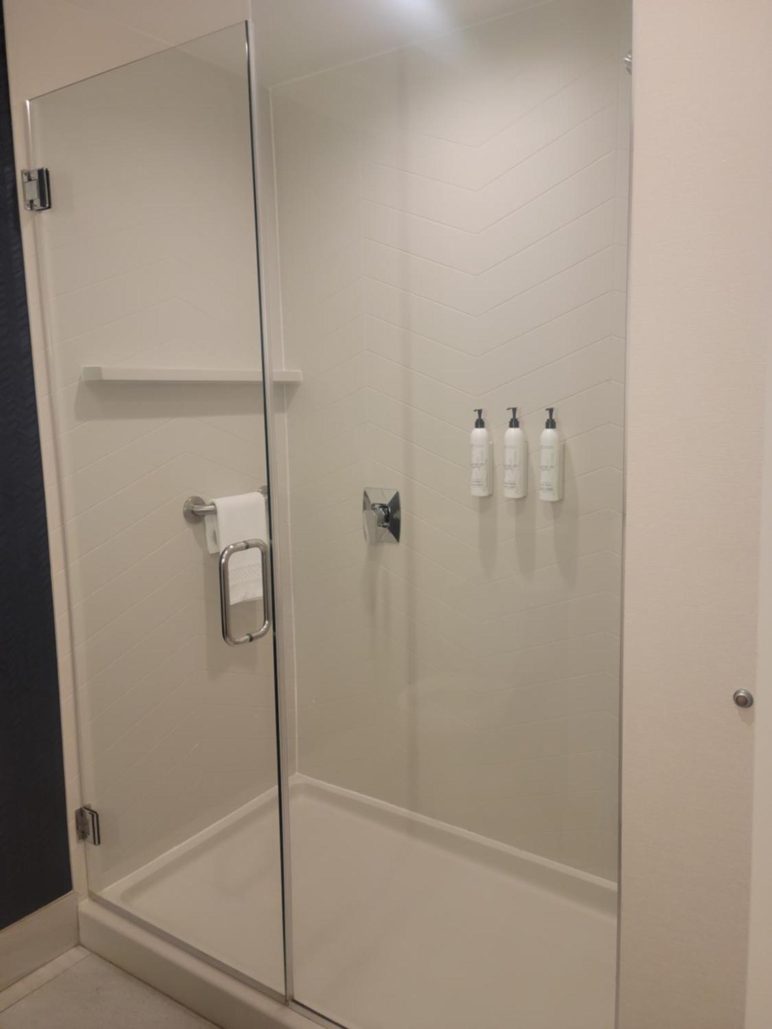 Fairfield Inn & Suites By Marriott Атенс Экстерьер фото