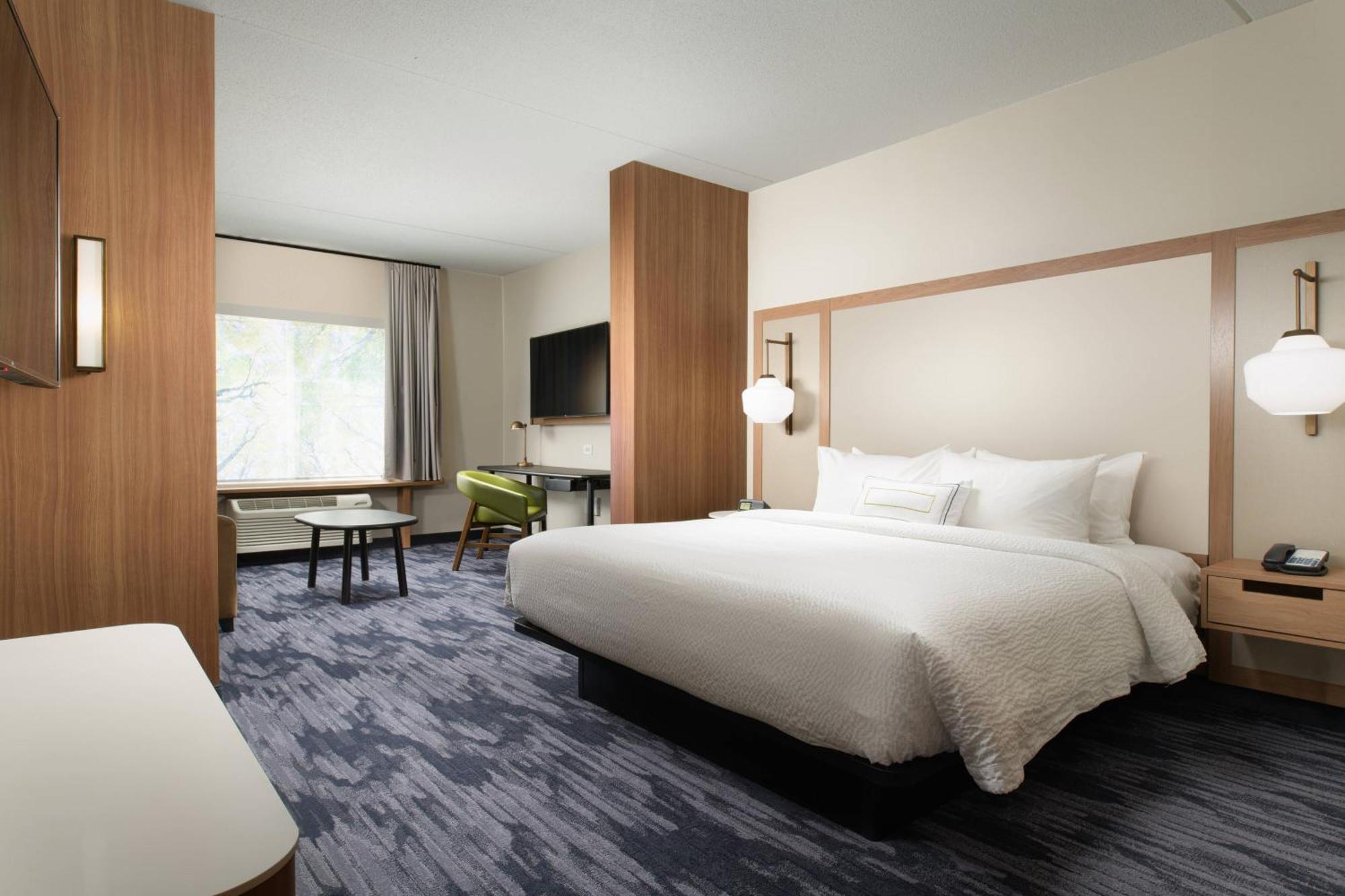 Fairfield Inn & Suites By Marriott Атенс Экстерьер фото