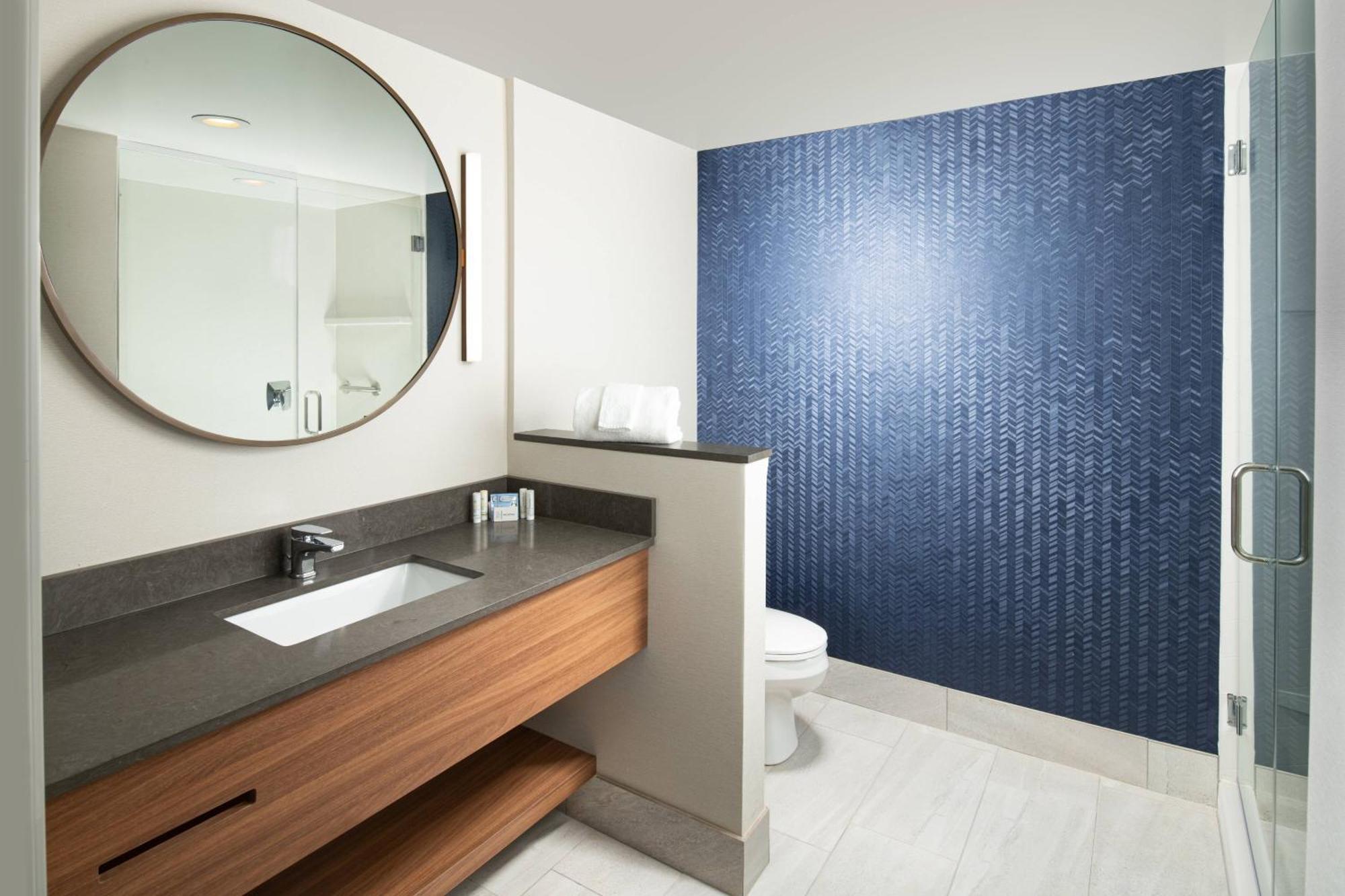 Fairfield Inn & Suites By Marriott Атенс Экстерьер фото