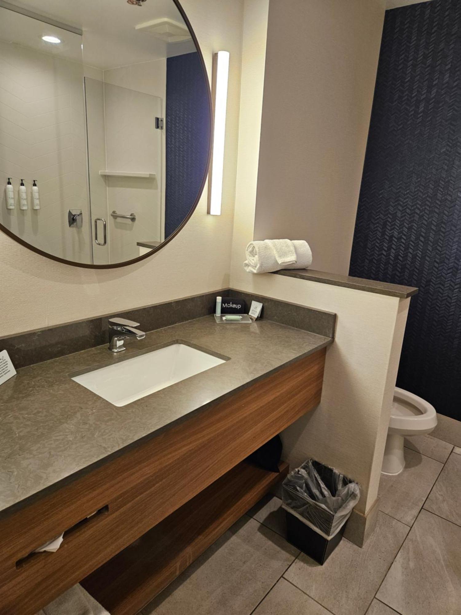 Fairfield Inn & Suites By Marriott Атенс Экстерьер фото